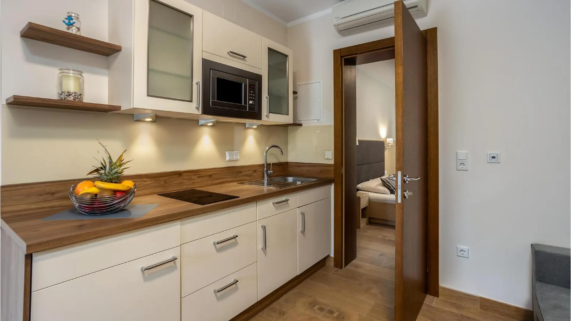 1 Bedroom Nice Apartment In Crikvenica