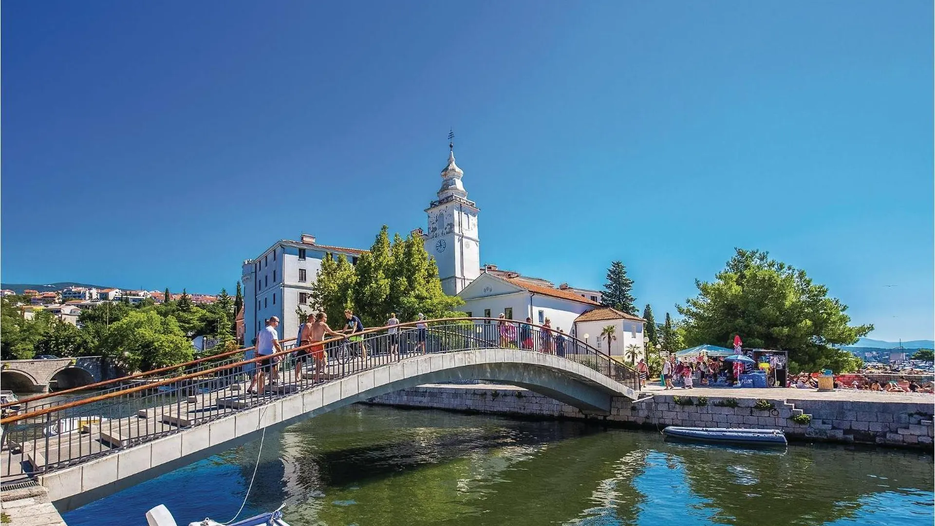 1 Bedroom Nice Apartment In Crikvenica